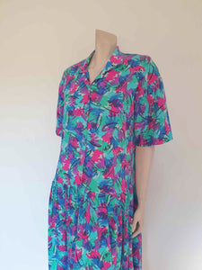 1980s vintage stretch jersey dress with dropped waist blue and pink Large