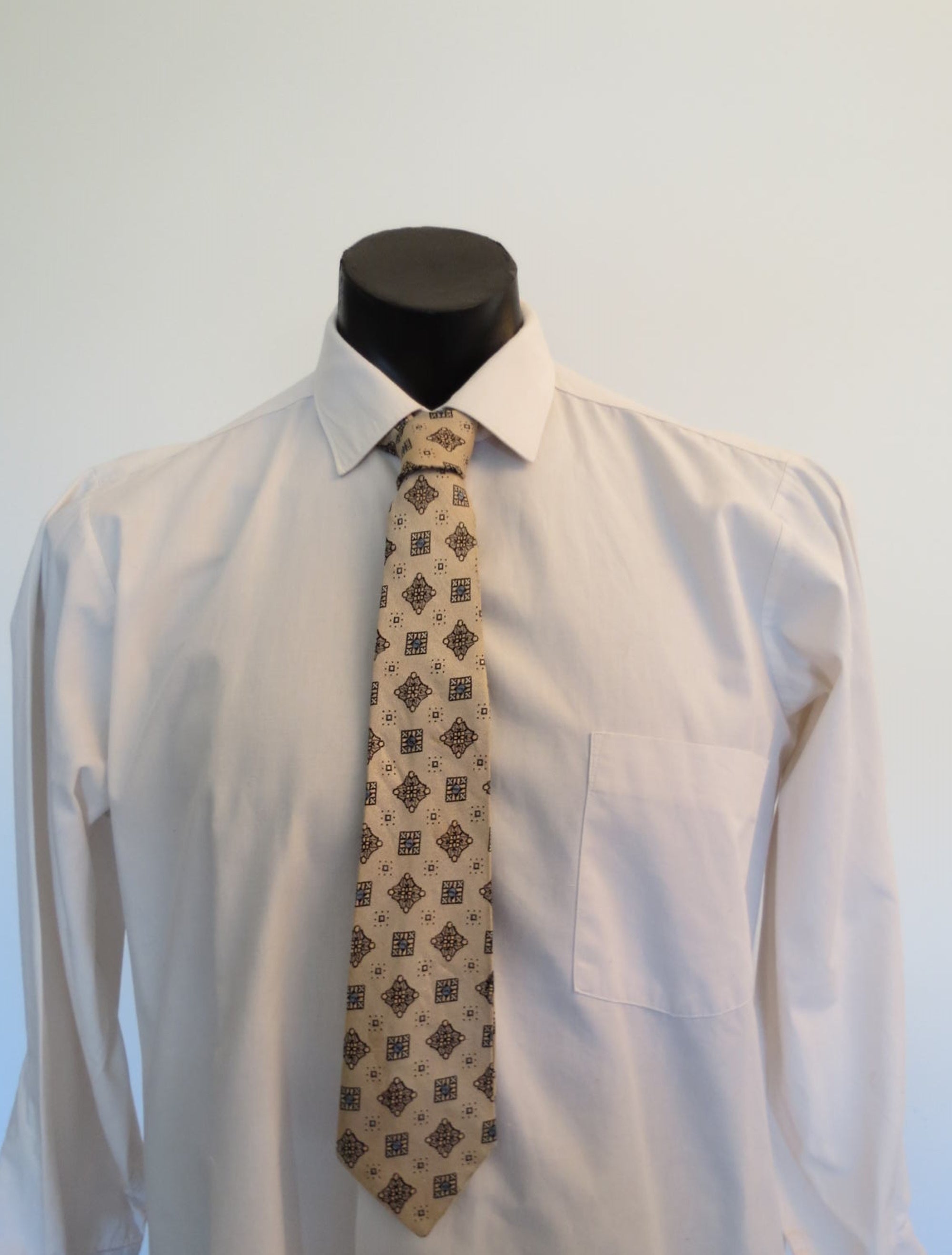 Metallic Beige or Pale Gold Tie with Gold Lozenges, a Fortescue Cravat - 1950s