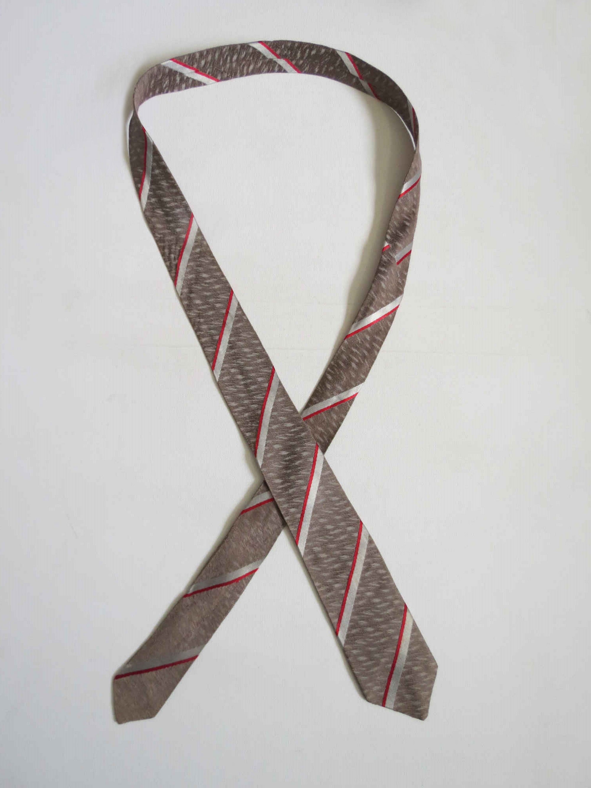 1950s vintage pewter rayon tie with silver and red stripes