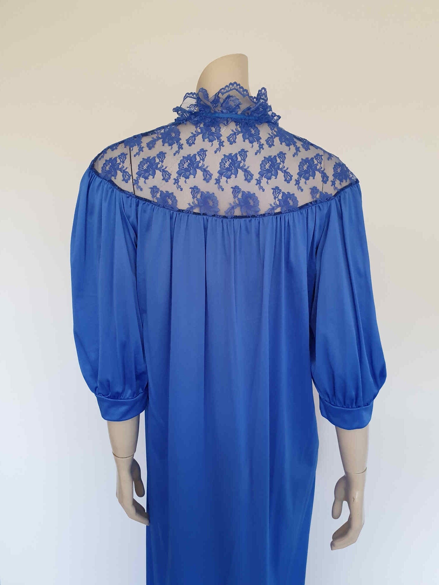 1980s vintage bright blue robe peignoir by shiralee medium