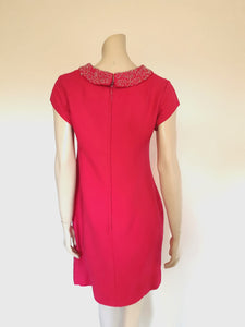 Hot pink fuchsia dress with round beaded collar 1960s - Bust 87cm small