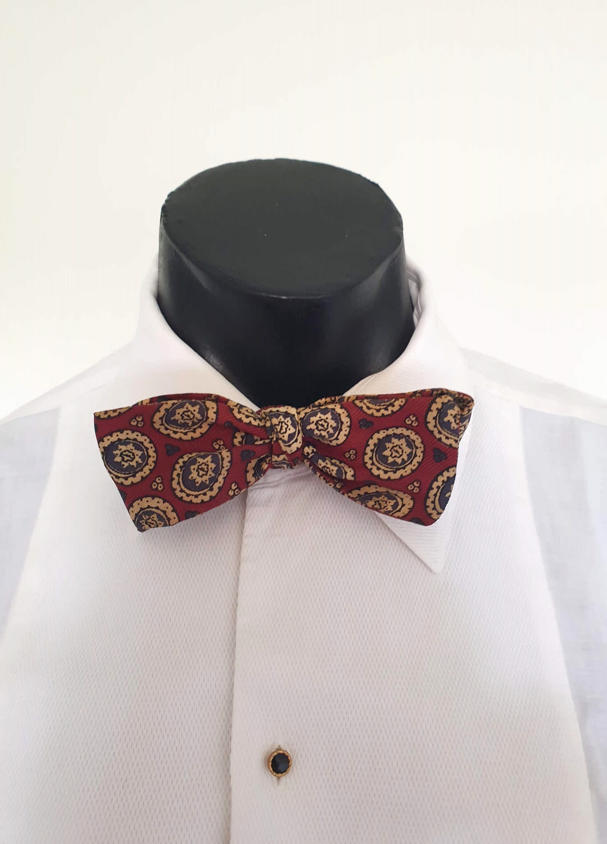 Vintage Maroon silk self tie bow tie by Holeproof
