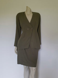 1980s power dressing vintage olive green skirt suit by cue medium