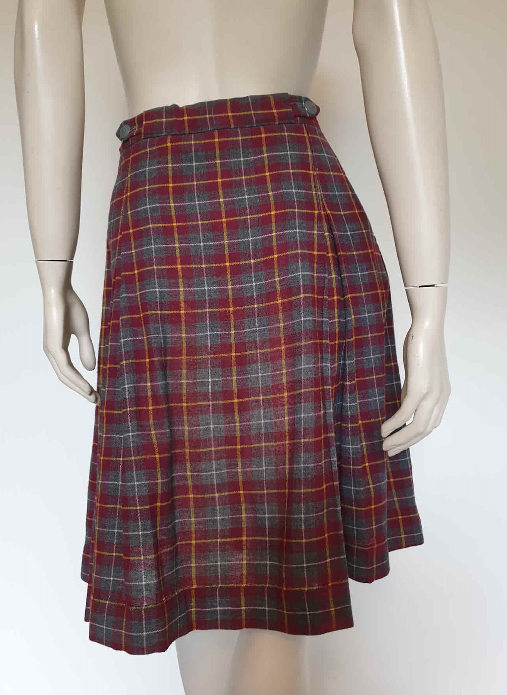 vintage 1980s maroon and grey plaid pleated school skirt by Buxwear Medium