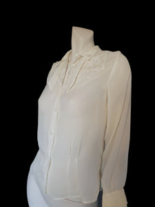 1940s vintage ivory silk georgette blouse with lace insertion and applique medium