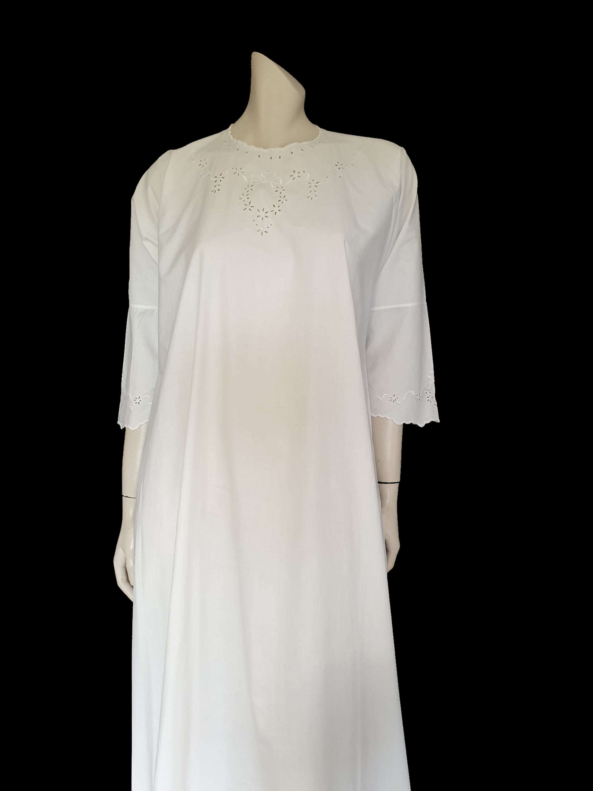 antique edwardian white cotton nightgown with eyelet work or broderie anglaise Medium