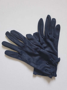 1960s vintage navy blue wrist gloves with fancy edge by kayser nylon size 6.5 small