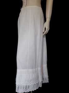 Antique edwardian victorian white cotton petticoat skirt with broderie anglaise eyelet ruffle - Medium