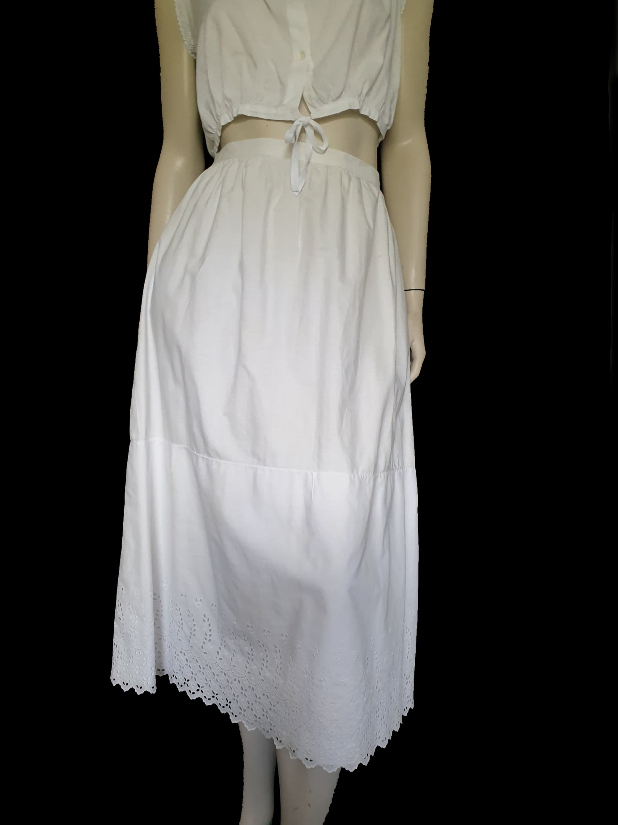 Antique edwardian white cotton petticoat skirt with broderie anglaise or eyelet lace ruffle - Small