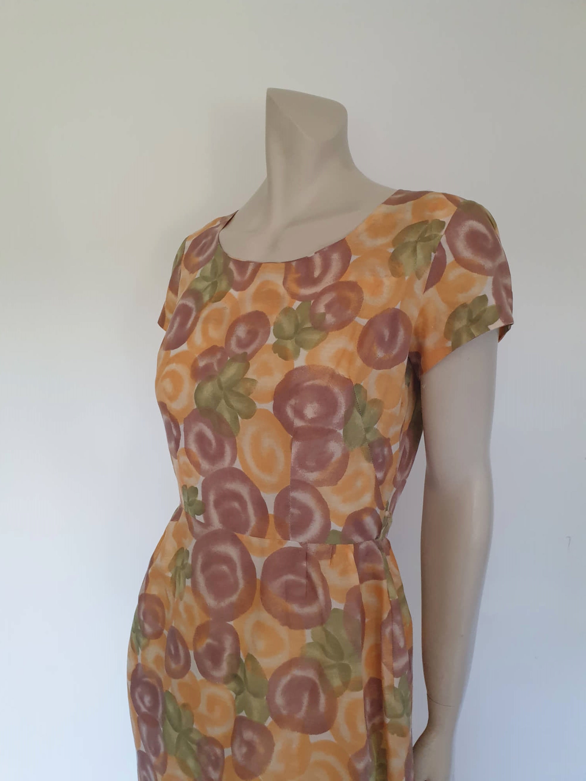 1960s vintage peach and plum cotton dress by American Accent - Medium