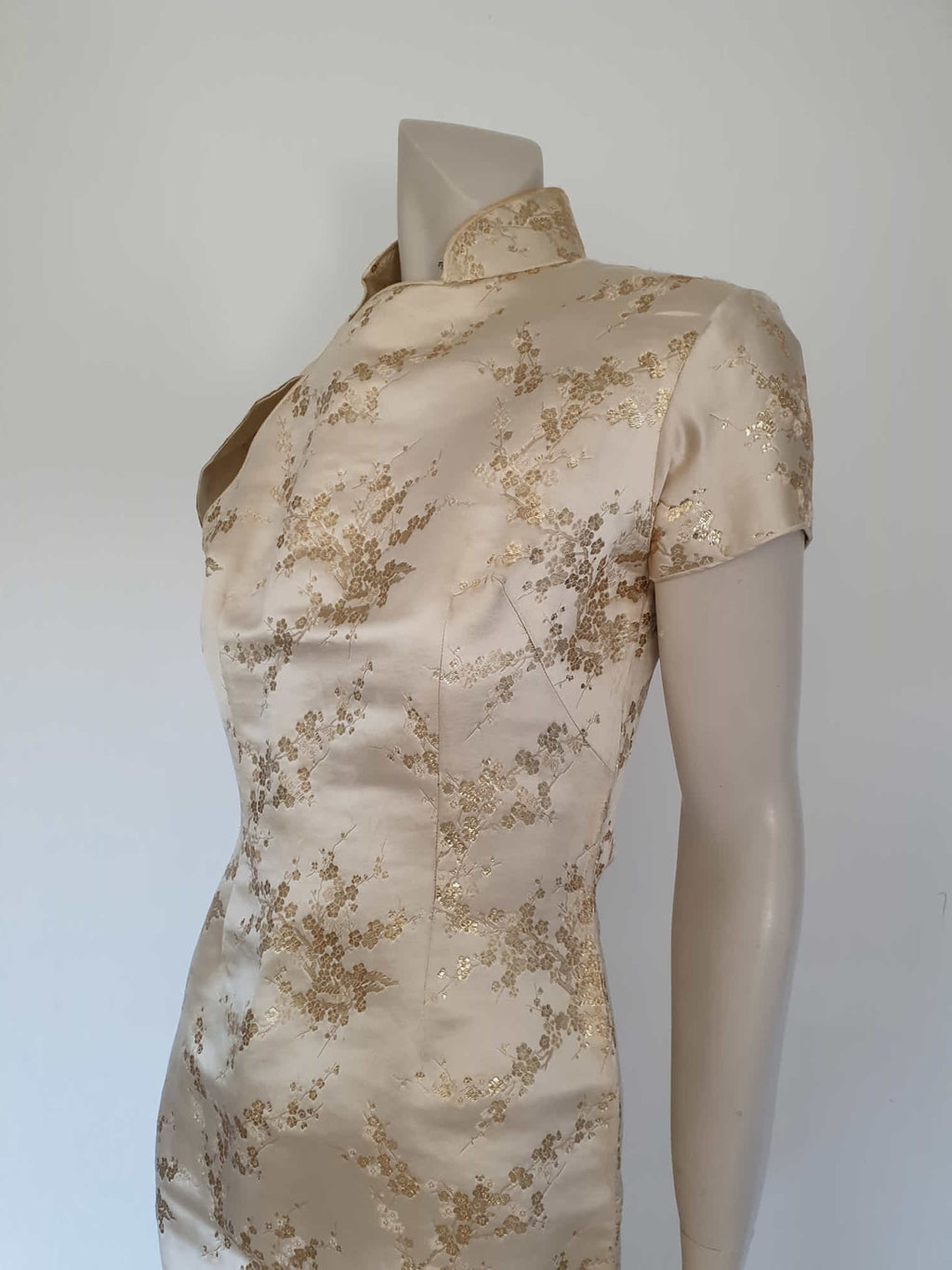 1950s cheongsam pale gold silk satin brocade - Small