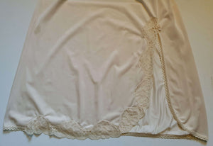 vintage nude slip with lace and side slit by dorothy perkins - medium