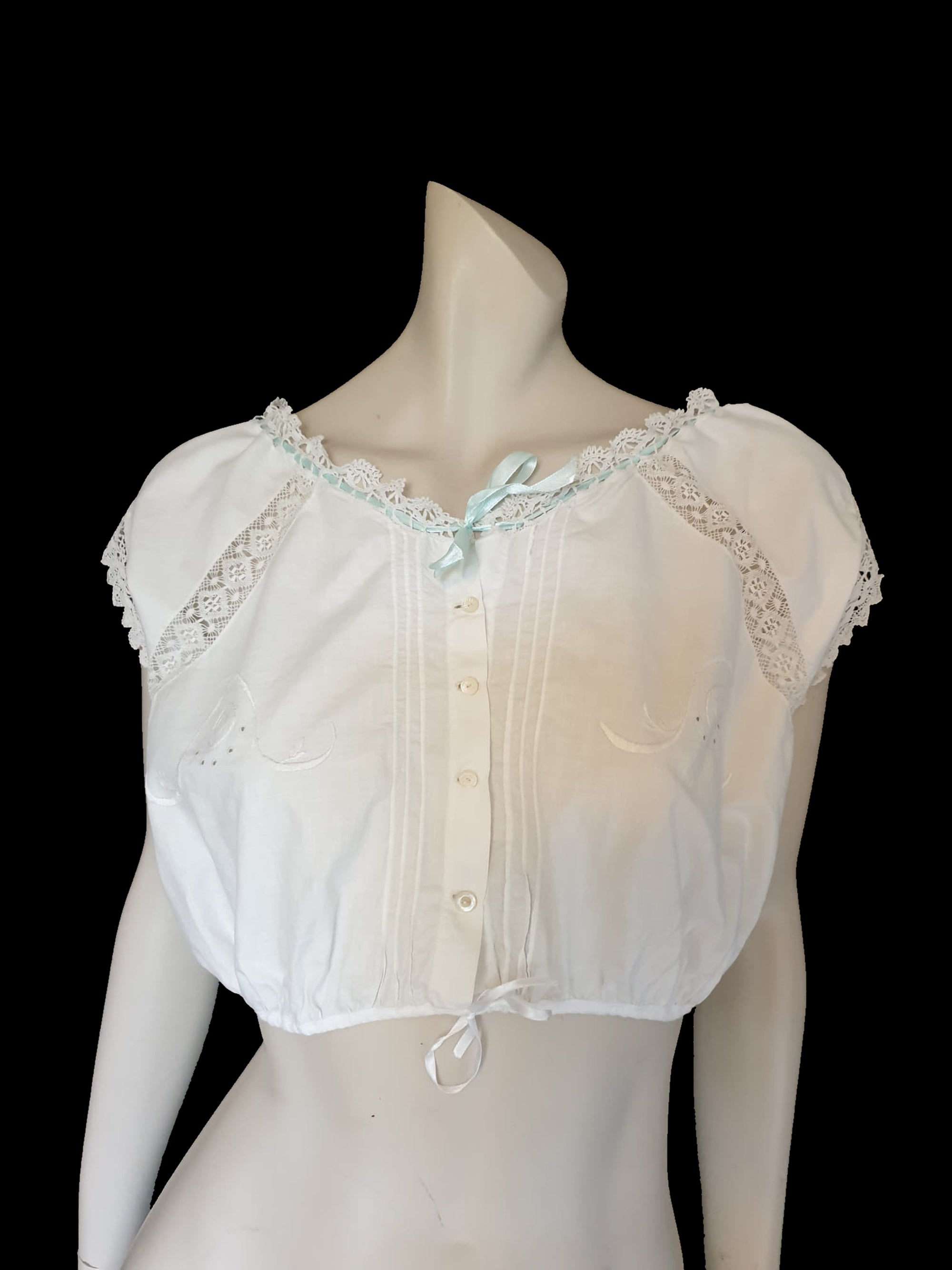 Antique victorian or edwardian corset cover, camisole with sleeves, bobbin lace inserts, pin tucks and embroidery - Medium