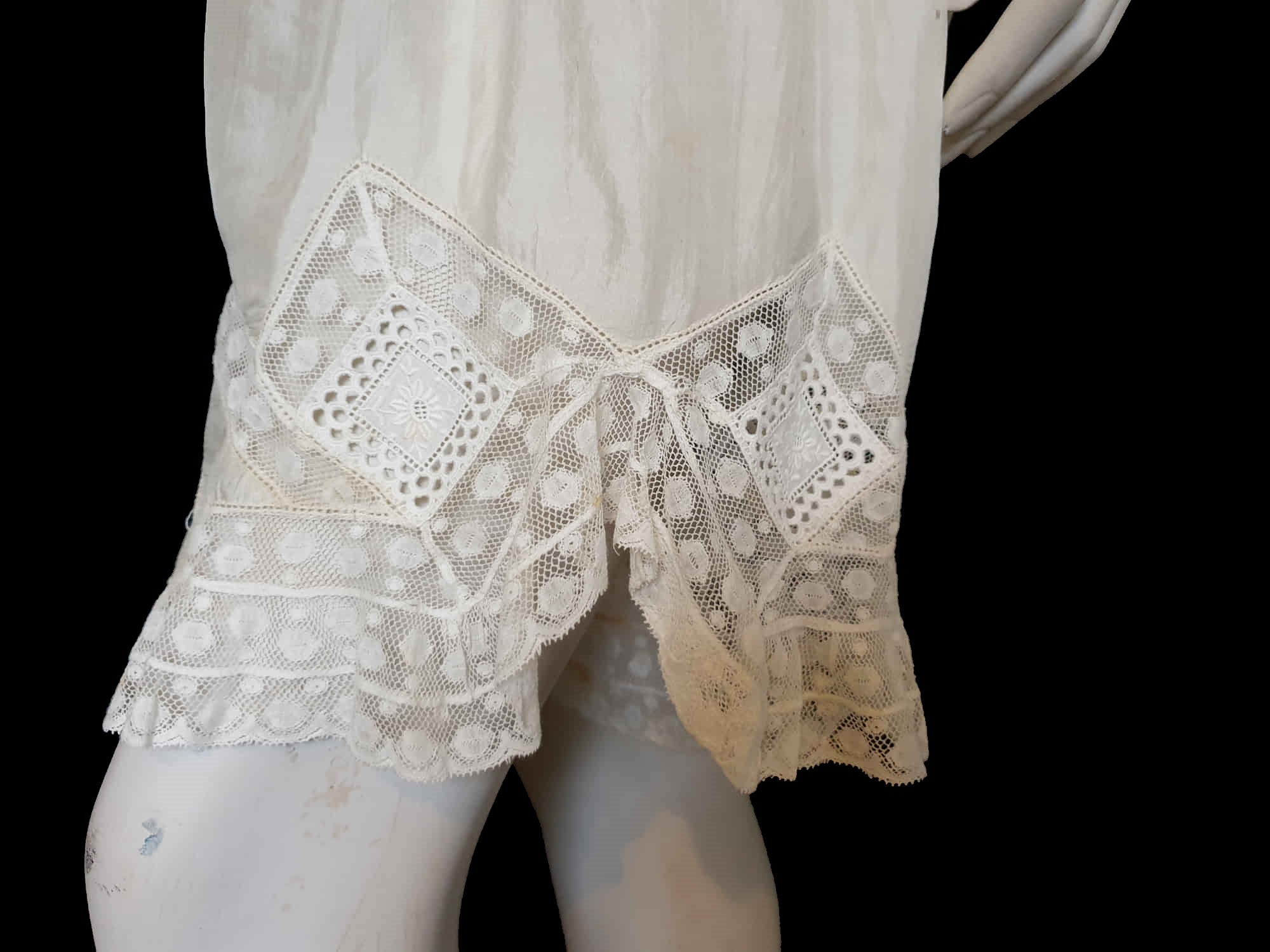 antique, edwardian cream silk knickers, underpants, with lace insertion - Large