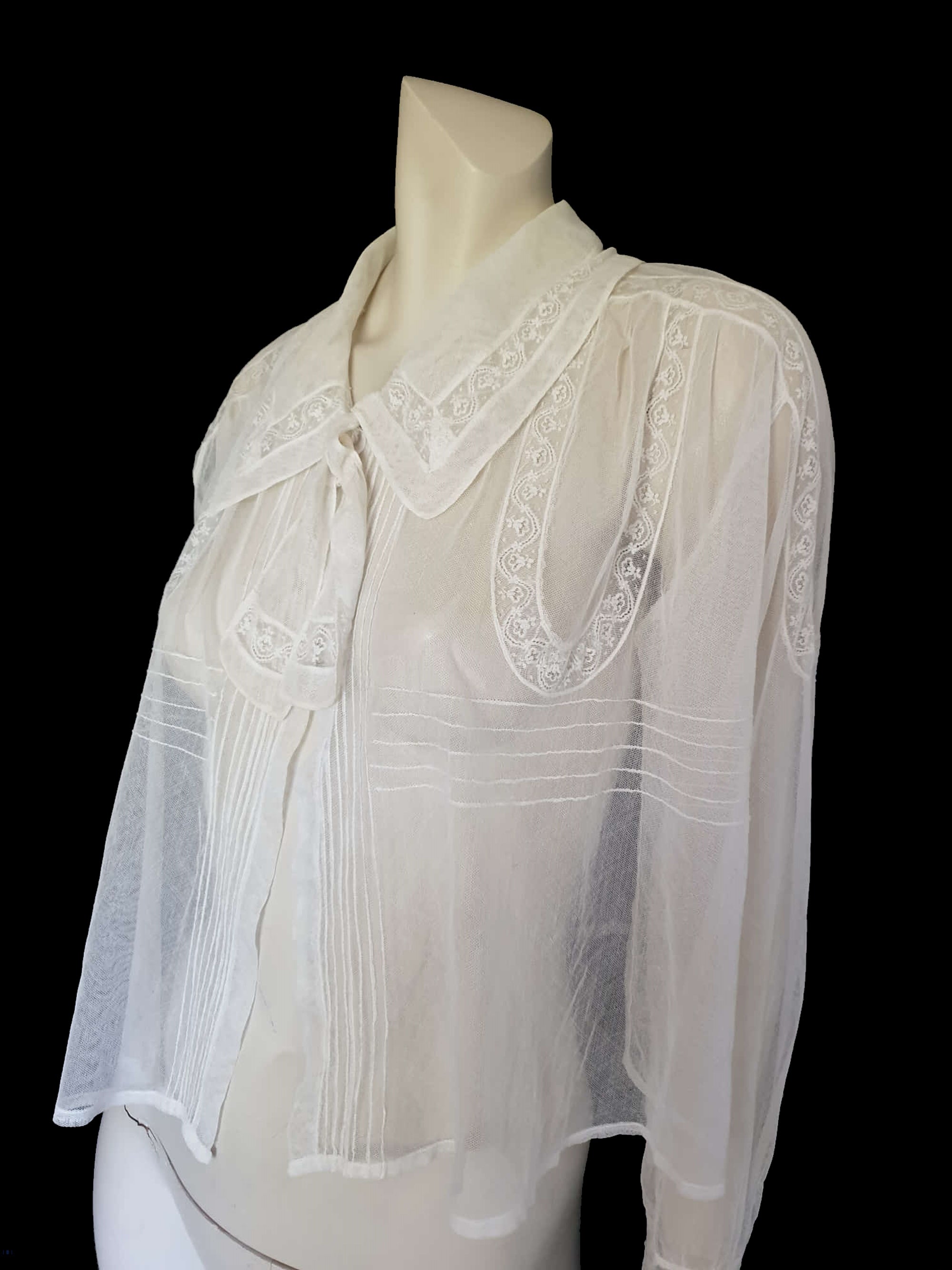 Antique edwardian ivory cotton mesh net blouse with lace inserts and pin tucks - Medium