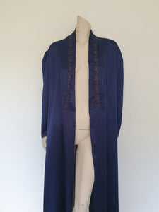 1980s navy blue satin robe with lace trim and shoulder pads - Large