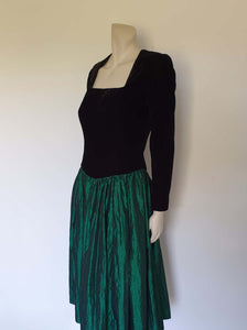 1980s prom dress - long sleeves - black and green - velvet and taffeta