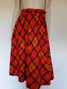 1970s vintage red and orange plaid, checked, wool skirt - Small