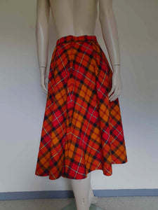 1970s vintage red and orange plaid, checked, wool skirt - Small