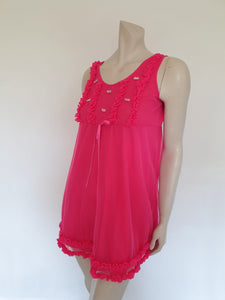 1960s vintage hot pink fuchsia, mini nightgown with ruffles by Dal-winn - Small