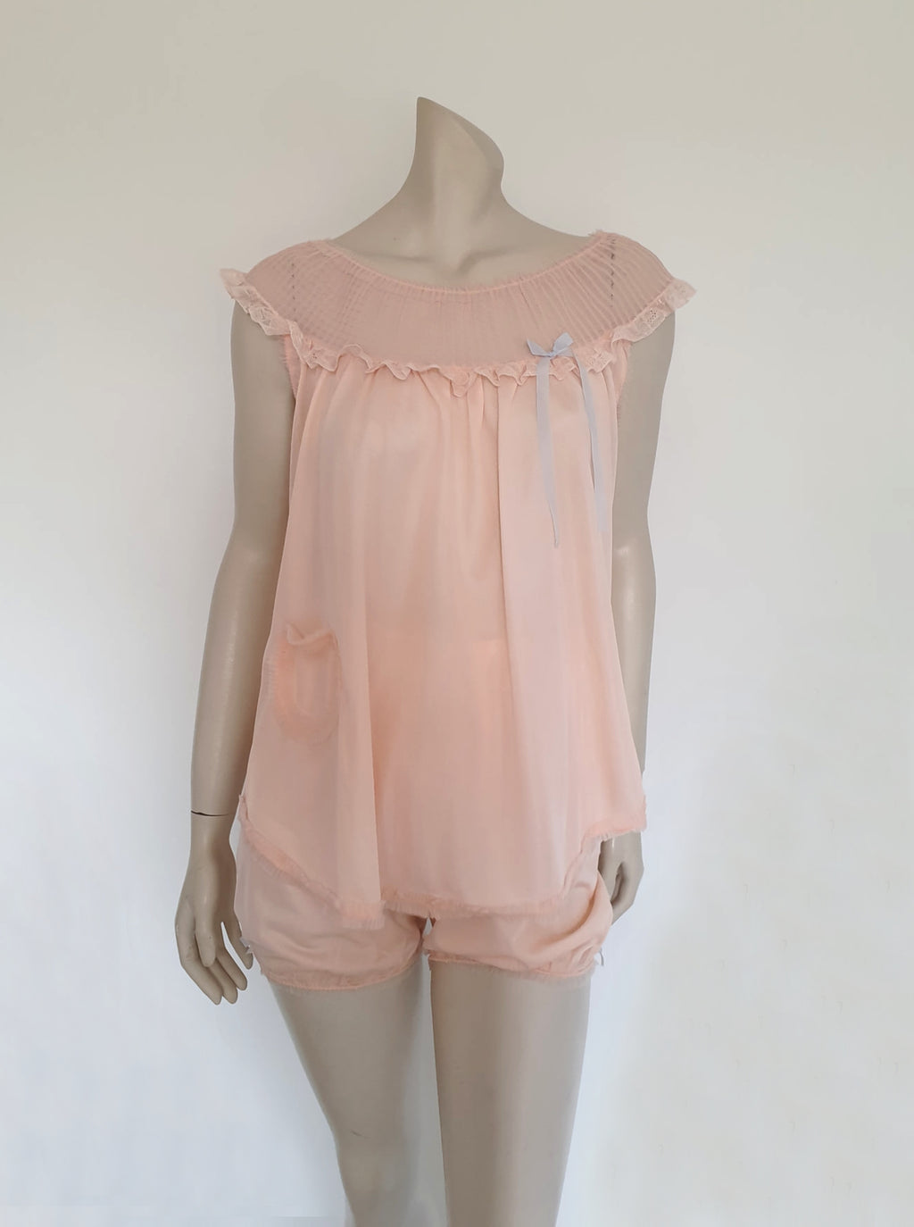 vintage 1950s peach babydoll pyjamas with gauze yoke by Lizbeth - Small