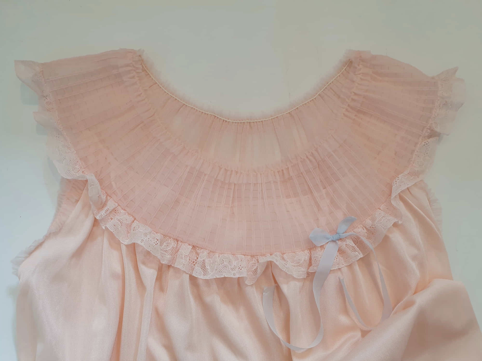 vintage 1950s peach babydoll pyjamas with gauze yoke by Lizbeth - Small