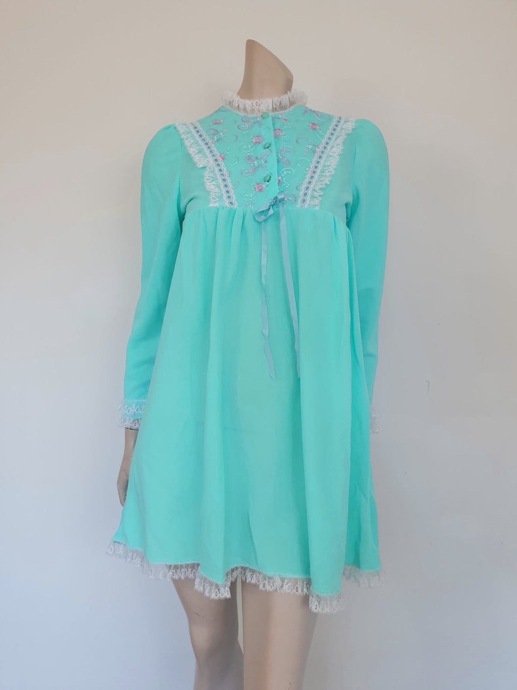 Vintage 1960s Aqua Mini Nightgown With Embroidery and white lace - Small