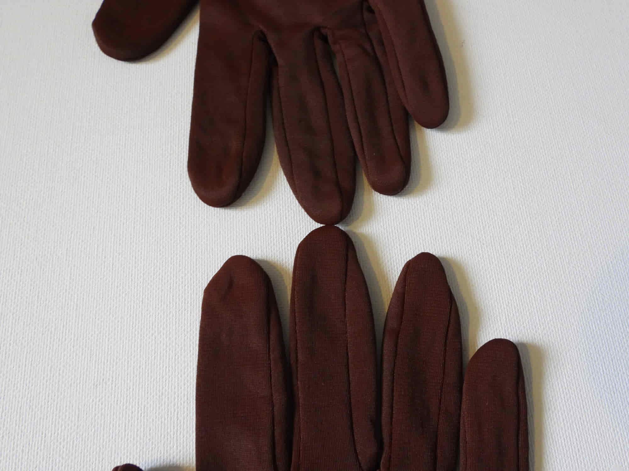 1960s vintage short brown fleecy lined gloves size 7