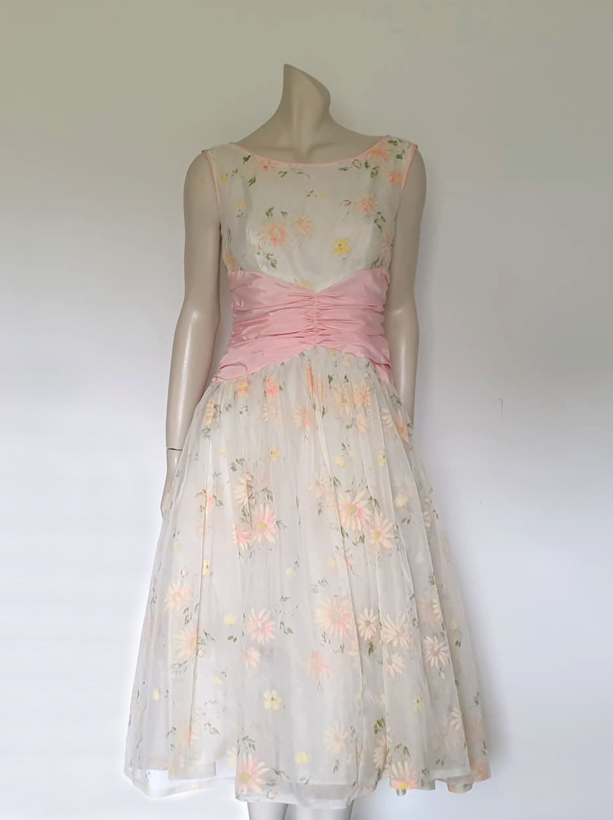 1950s vintage flocked prom dress or party dress with rear bow medium