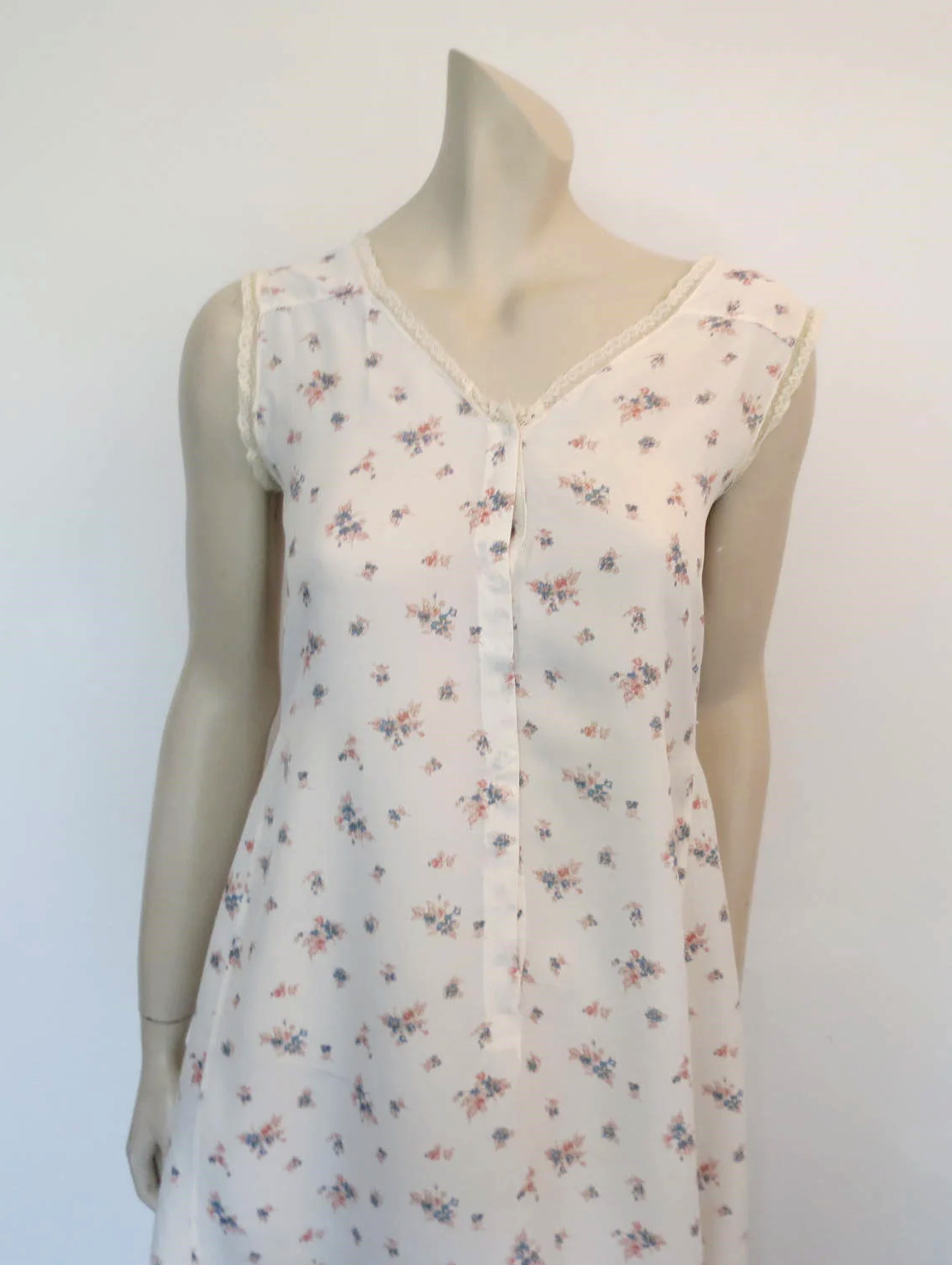 1940s Floral Maternity, Nursing, Nightgown - Bust 86 cm