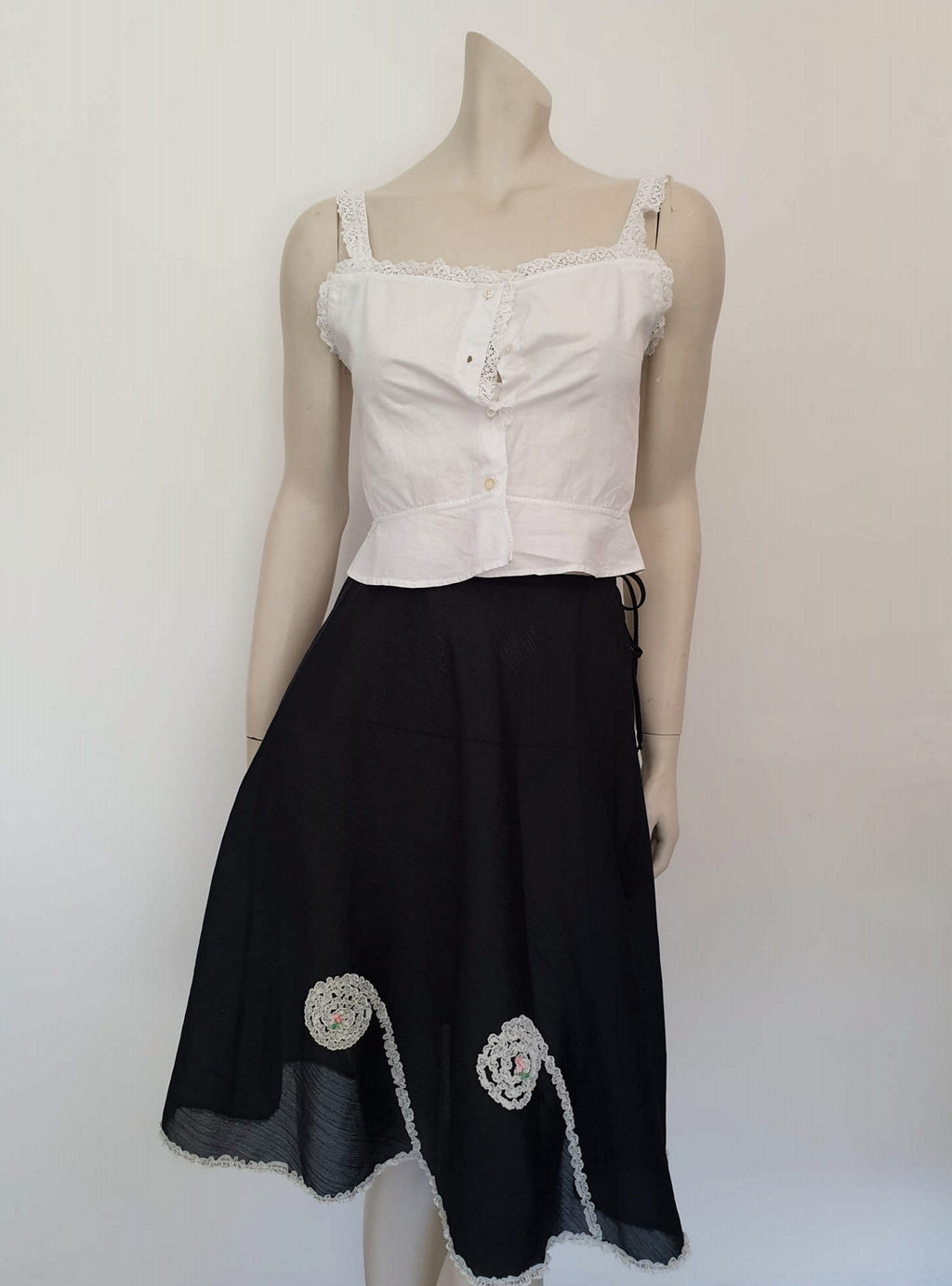1960s vintage black half petticoat skirt with lace