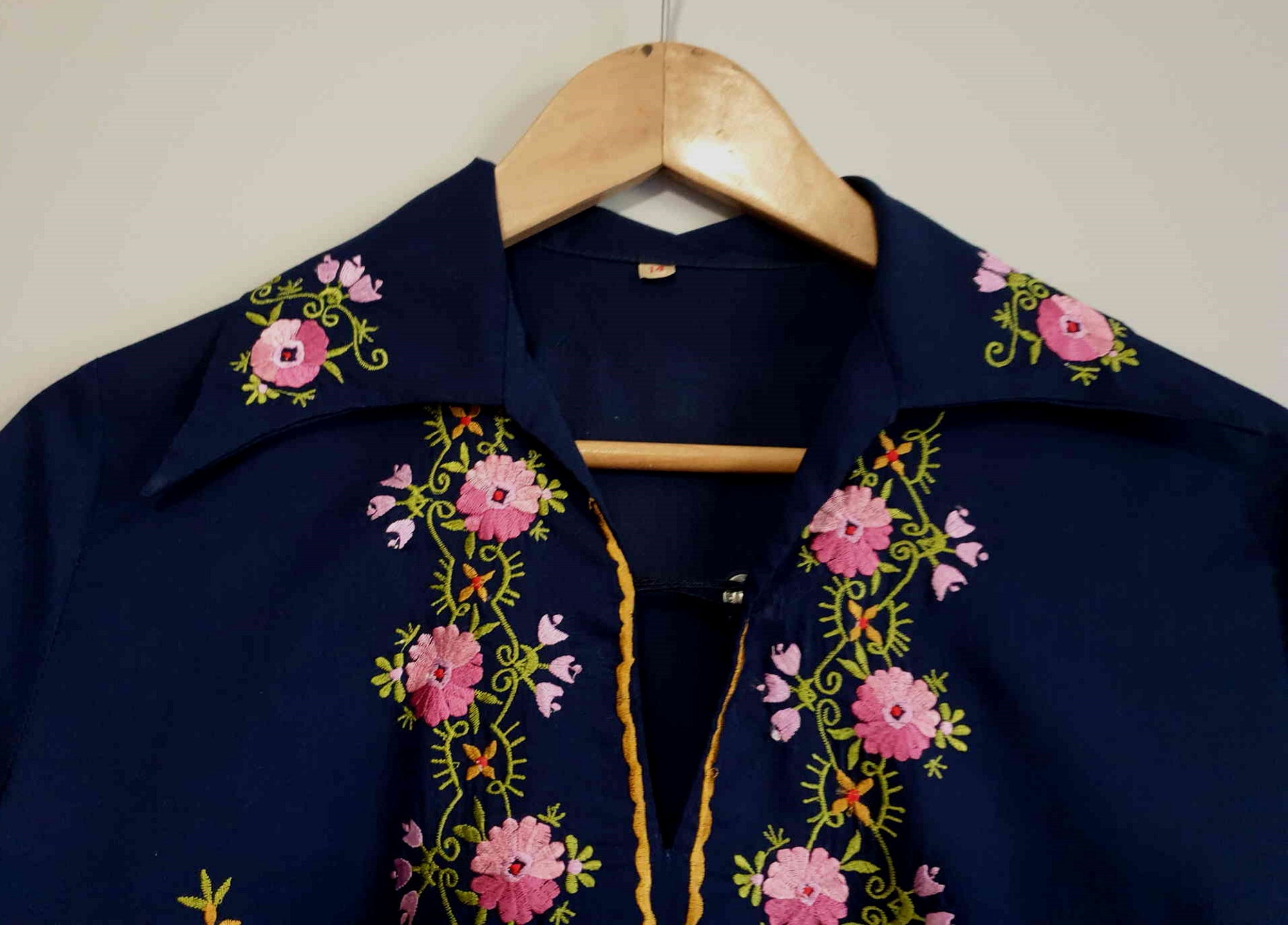 Navy Blue Pullover Embroidered Shirt - Bust 91 cm