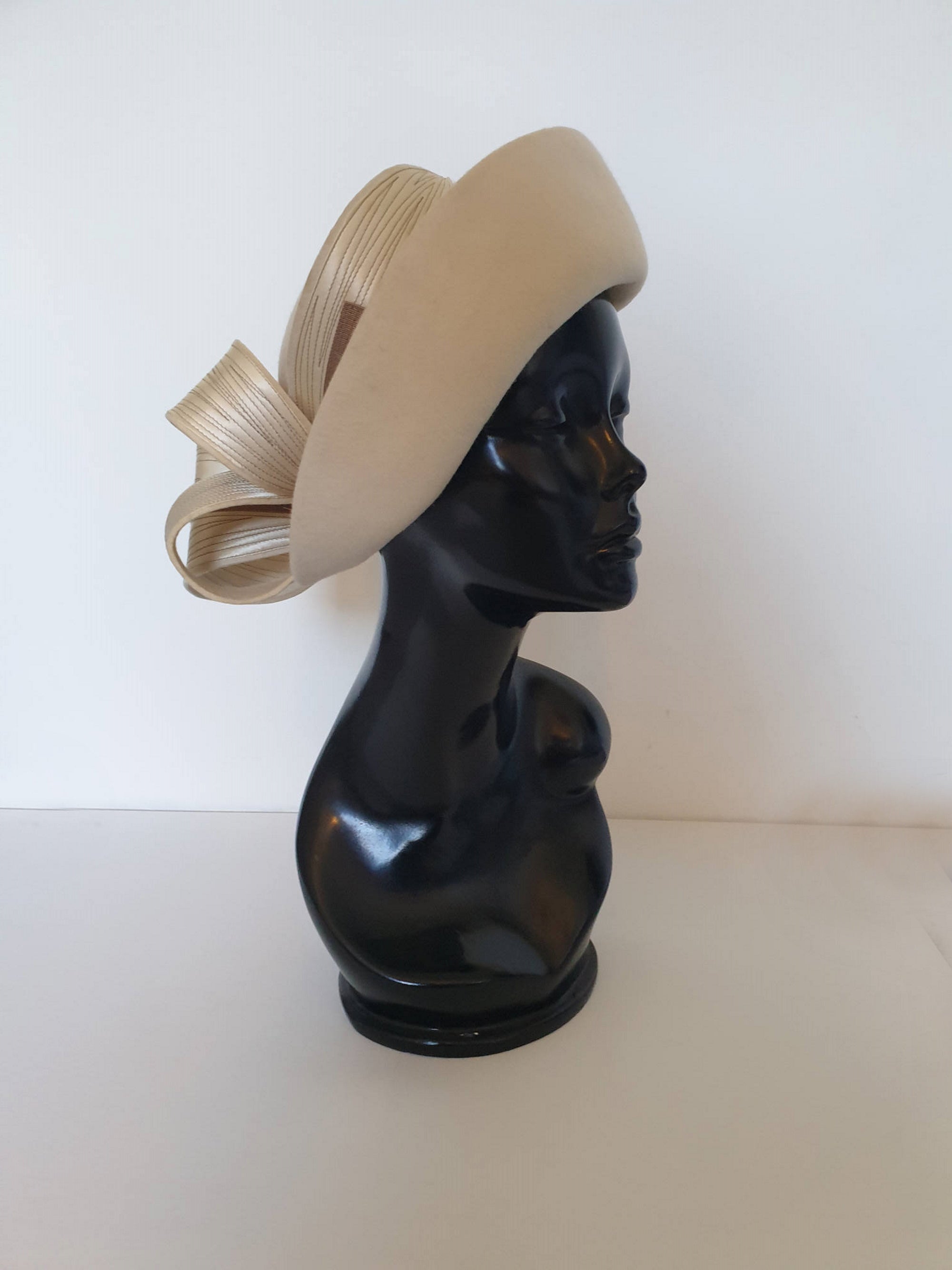 1960s vintage ivory hat by mr individual