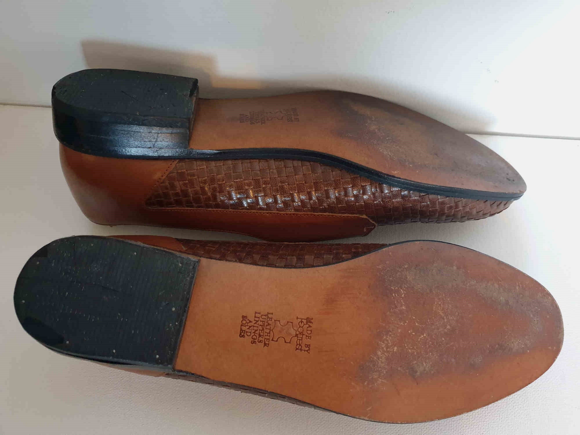 vintage brown woven leather flat shoes by footrest size 9.5AA
