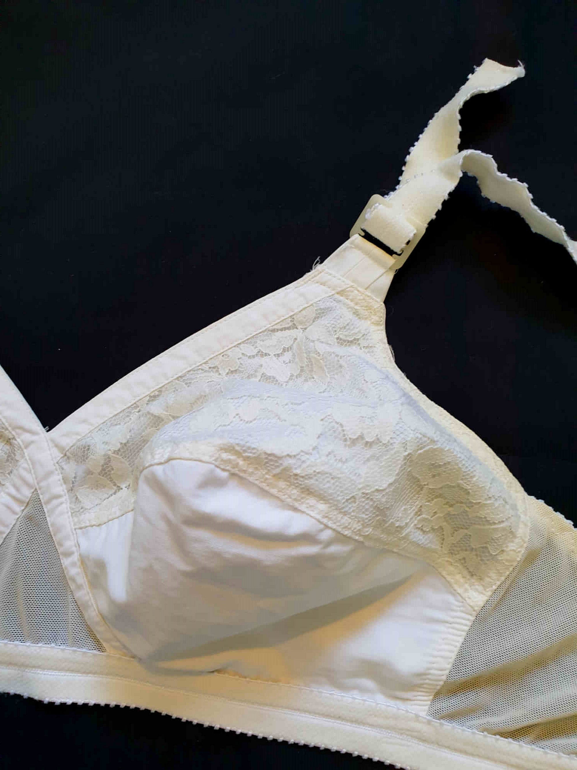 1960s Cotton Cross-your-heart Bra by Playtex -  UK