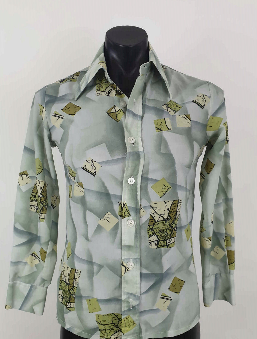 1970s vintage green novelty print map shirt by daire