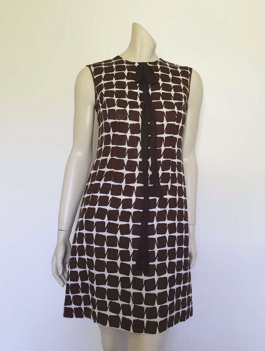 1960s Chocolate Brown Linen Look Mini Shift – Louisa Amelia Jane Vintage