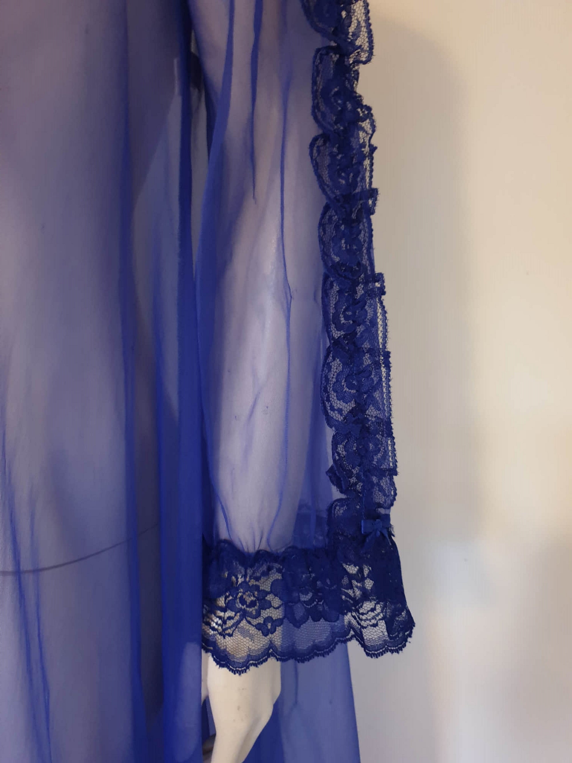 vintage royal blue negligee peignoir by fredericks of hollywood - Medium