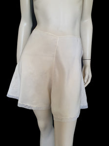 1930s vintage ivory silk bias cut tap pants french knickers with embroidery Small