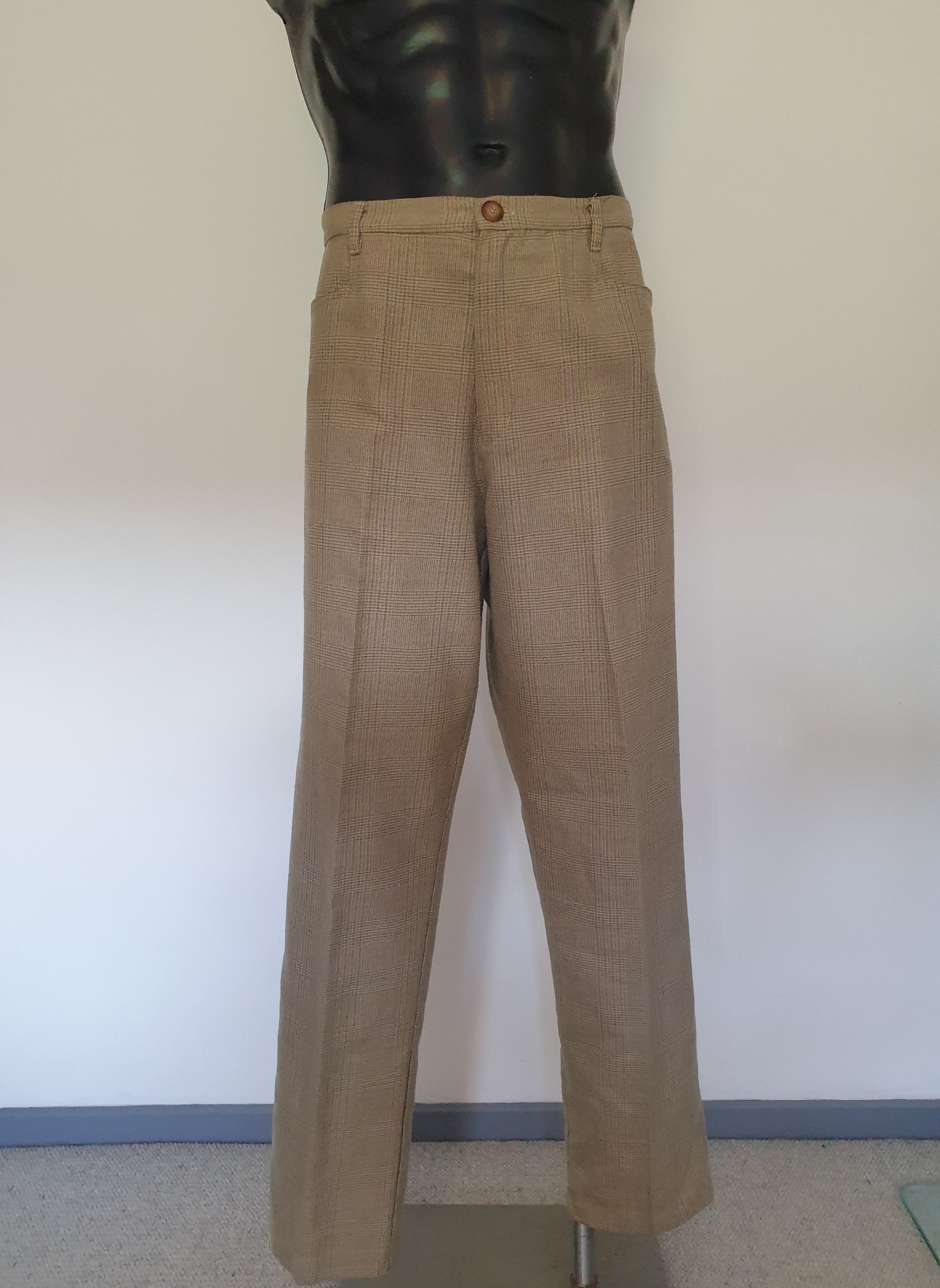 1980s vintage beige check golf pants by planet golf extra large