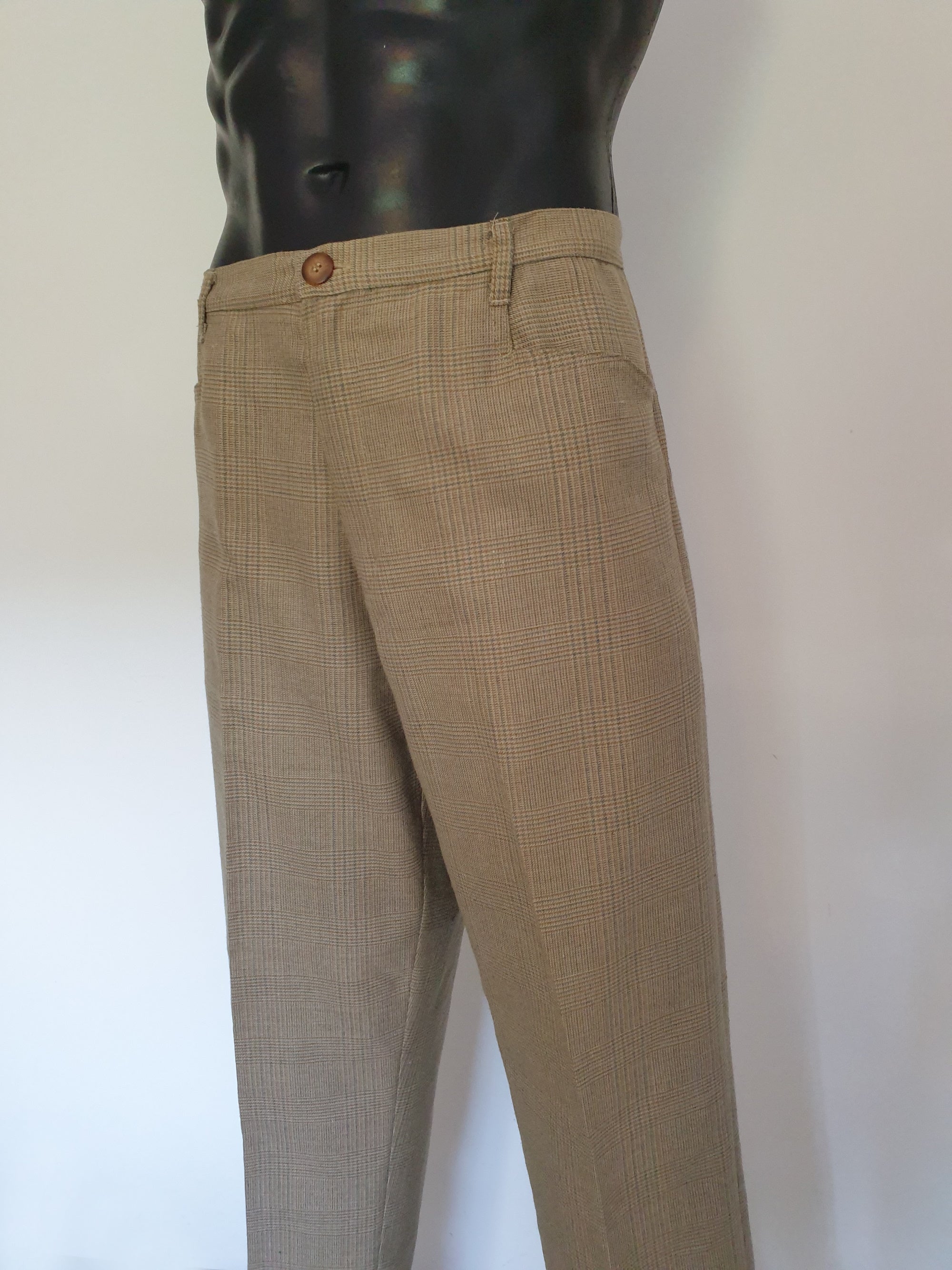 1980s vintage beige check golf pants by planet golf extra large