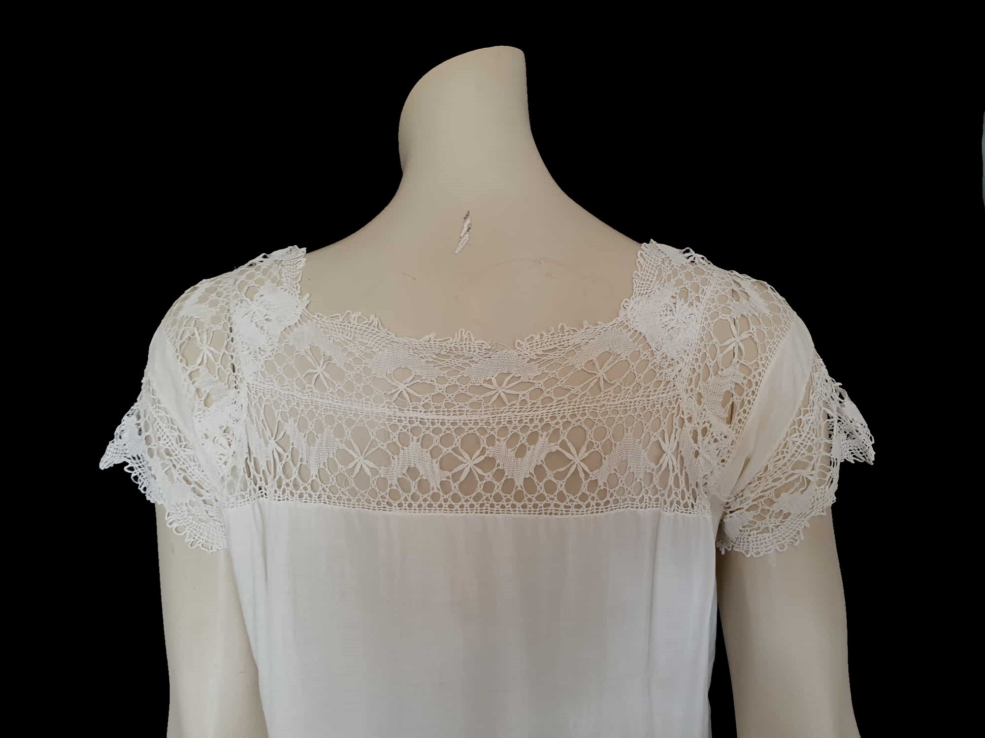 Antique white petticoat dress with bobbin lace Medium