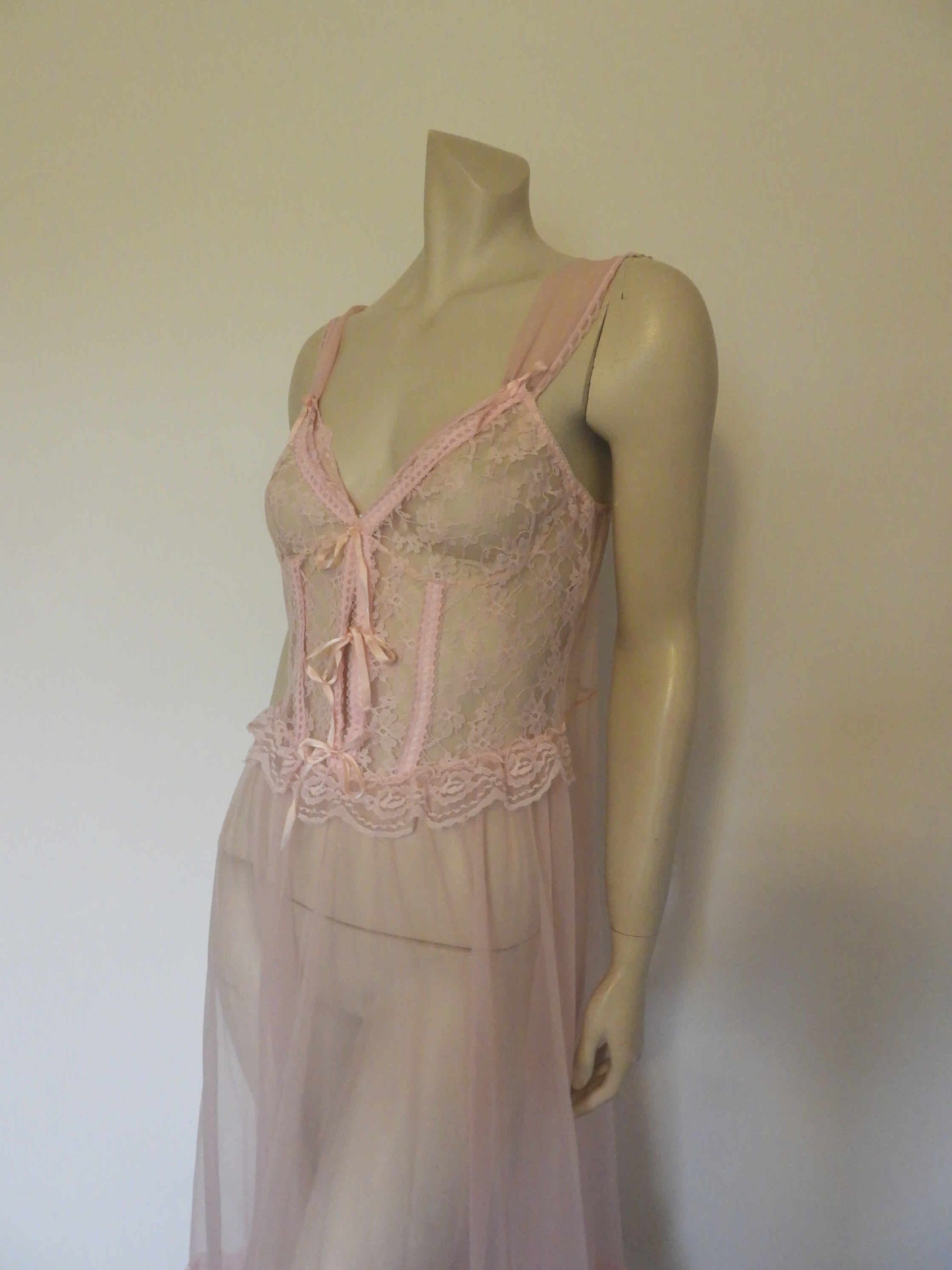 vintage lingerie sheer pink peignoir set by fredericks of hollywood