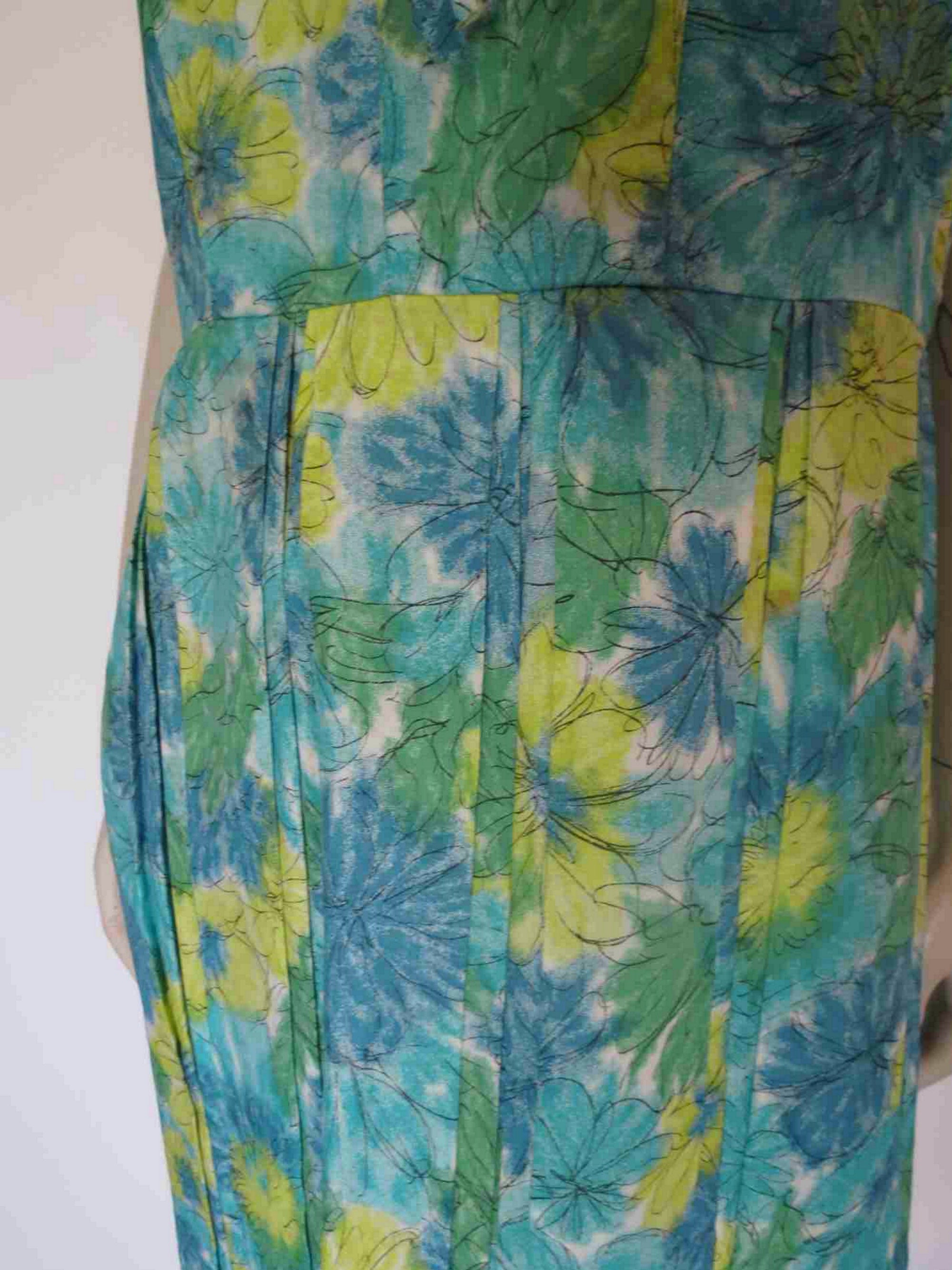 1960s Blue Floral Dress With Double Pleated Skirt - Bust 96-99 cm