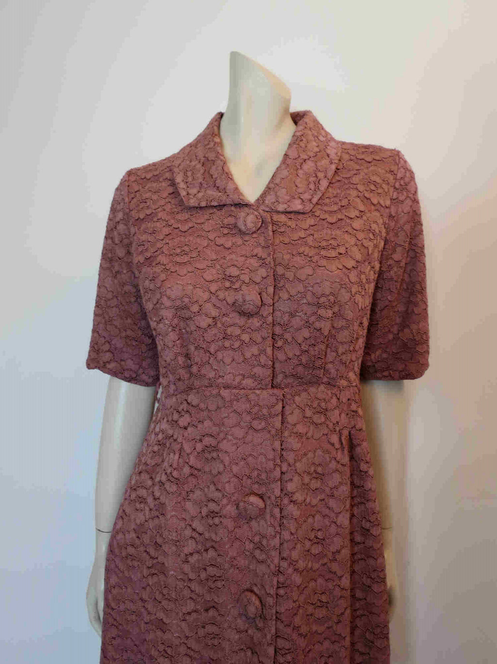 1960s vintage pink purple alencon lace dress