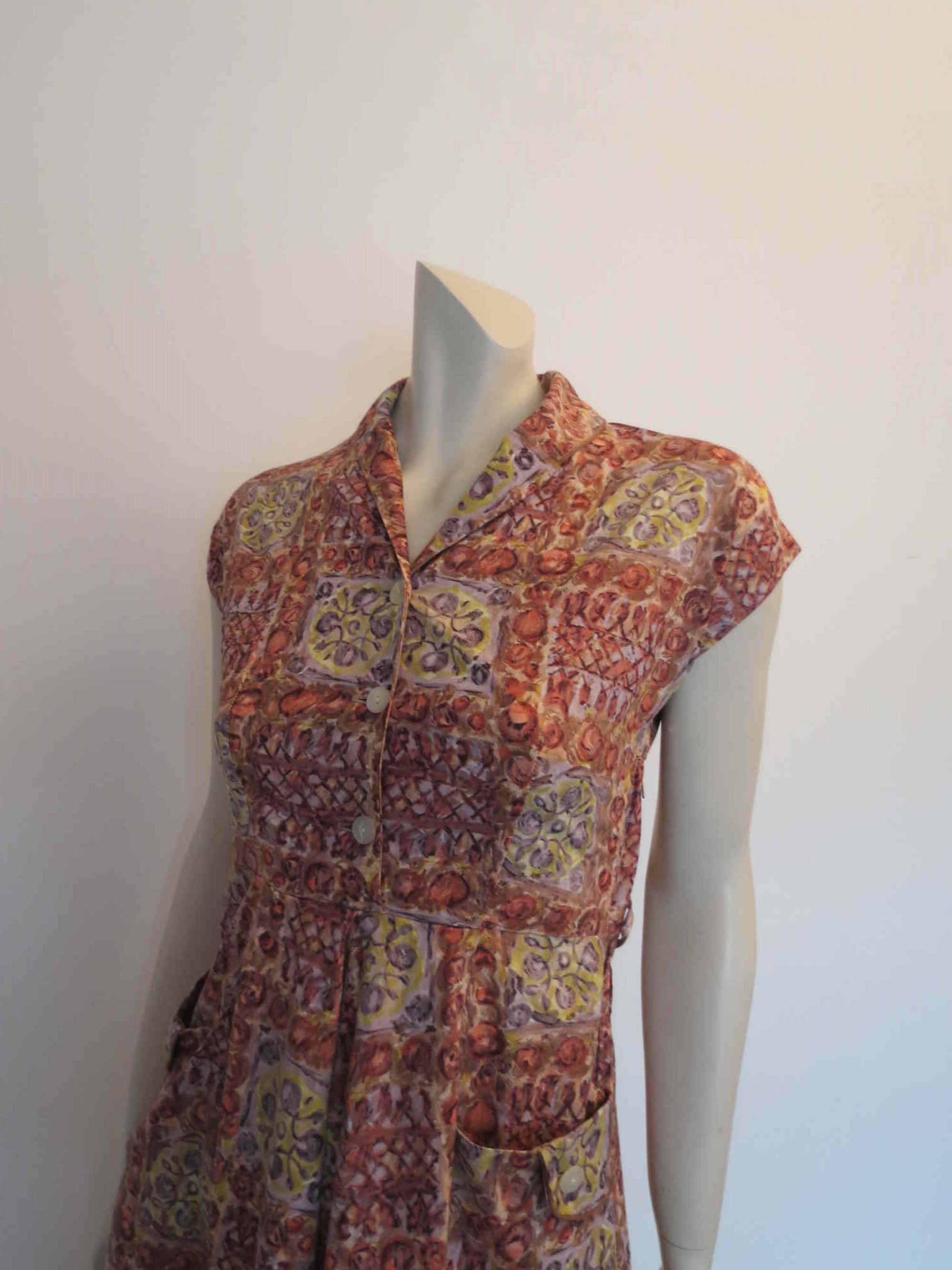 1950s vintage floral cotton dress with pockets
