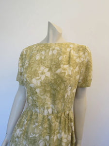 1960s vintage green floral dress