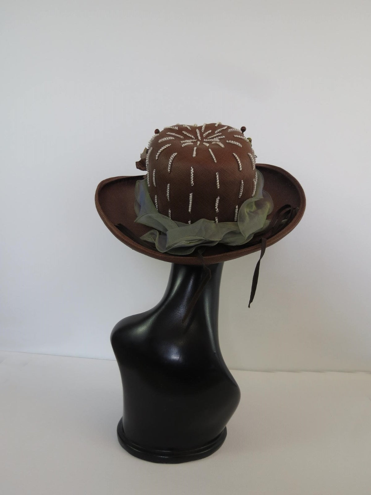 vintage brown autumn hat with flowers & berries mr martin